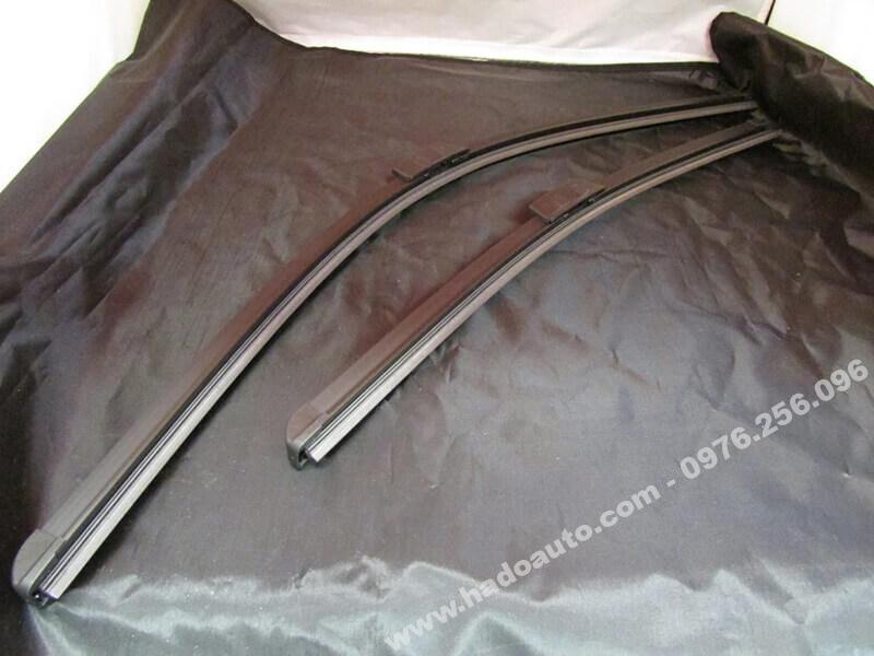 bo-2-choi-gat-mua-truoc-xe-rolls-royce-ghost-cao-cap