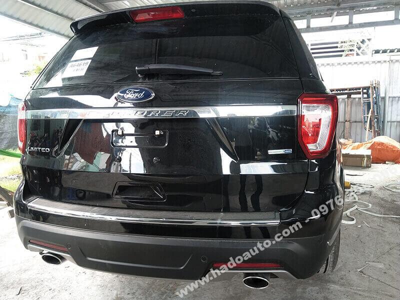 luoi-gat-mua-sau-ford-explorer-chinh-hang