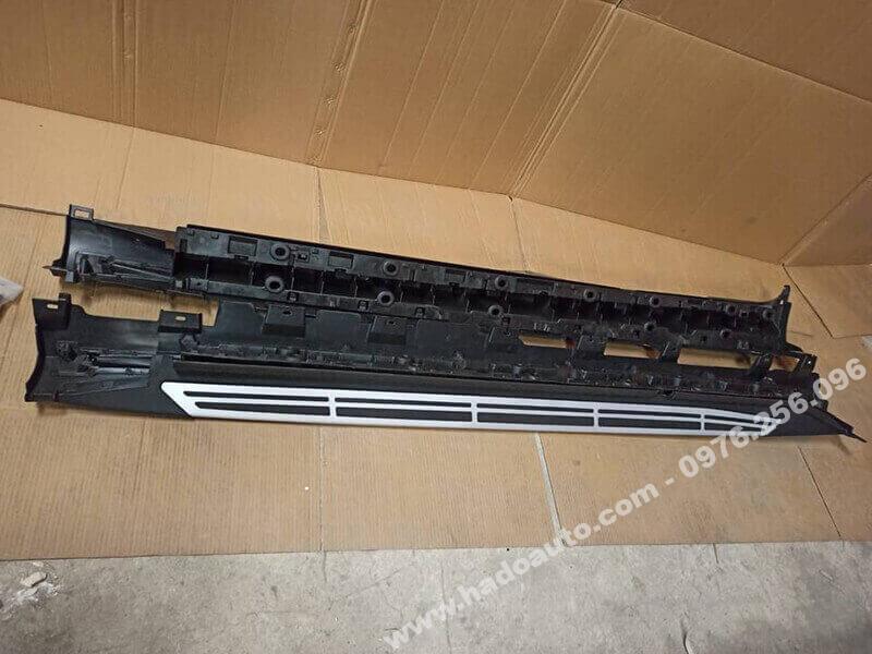 be-buoc-bac-chan-len-xuong-bmw-x5-g05-2021