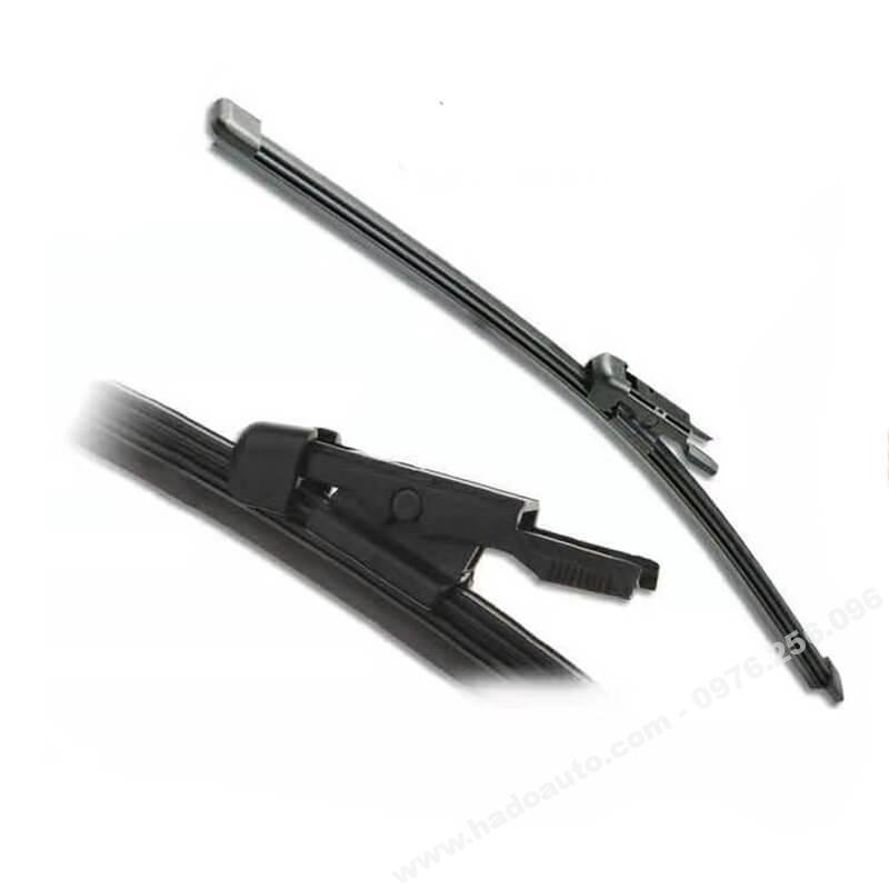 gat-mua-sau-mercedes-glc-300-luoi-gat-sau-chinh-hang