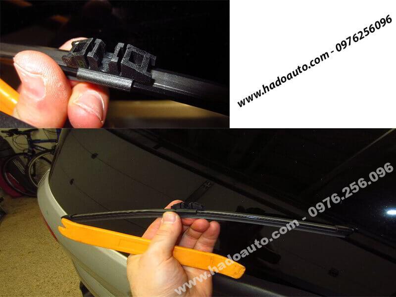 Chổi gạt mưa sau xe Ford Ecosport 2017-2020 chính hãng