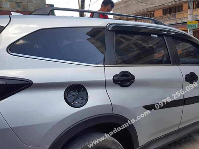 Giá nóc dọc 3 chân Toyota Rush nóc cao
