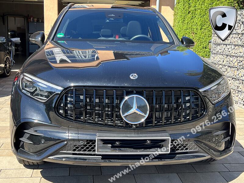 Mặt ca lăng Mercedes GLC 300 2023 mới nhất