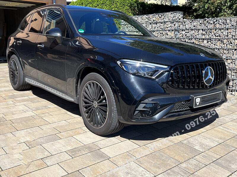Mặt ca lăng Mercedes GLC 300 4Matic 2023