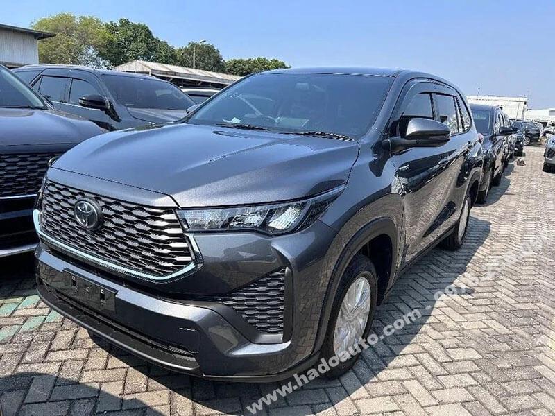 Vè mưa Toyota Innova 2024 mới nhất