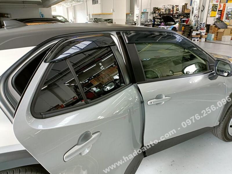 Vè mưa Toyota Yaris Cross 2024 chính hãng