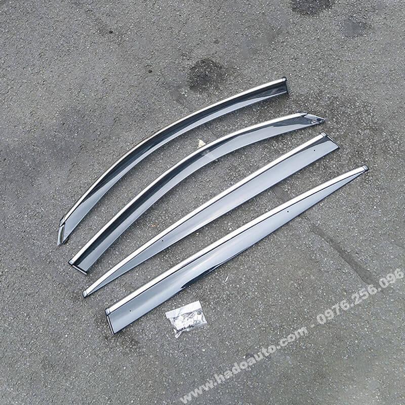 Vè mưa Mazda 3S Mazda 3 mặt cười