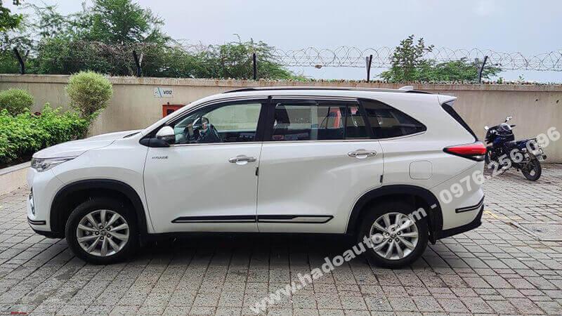 Thanh nóc dọc Innova Cross 2024 chính hãng