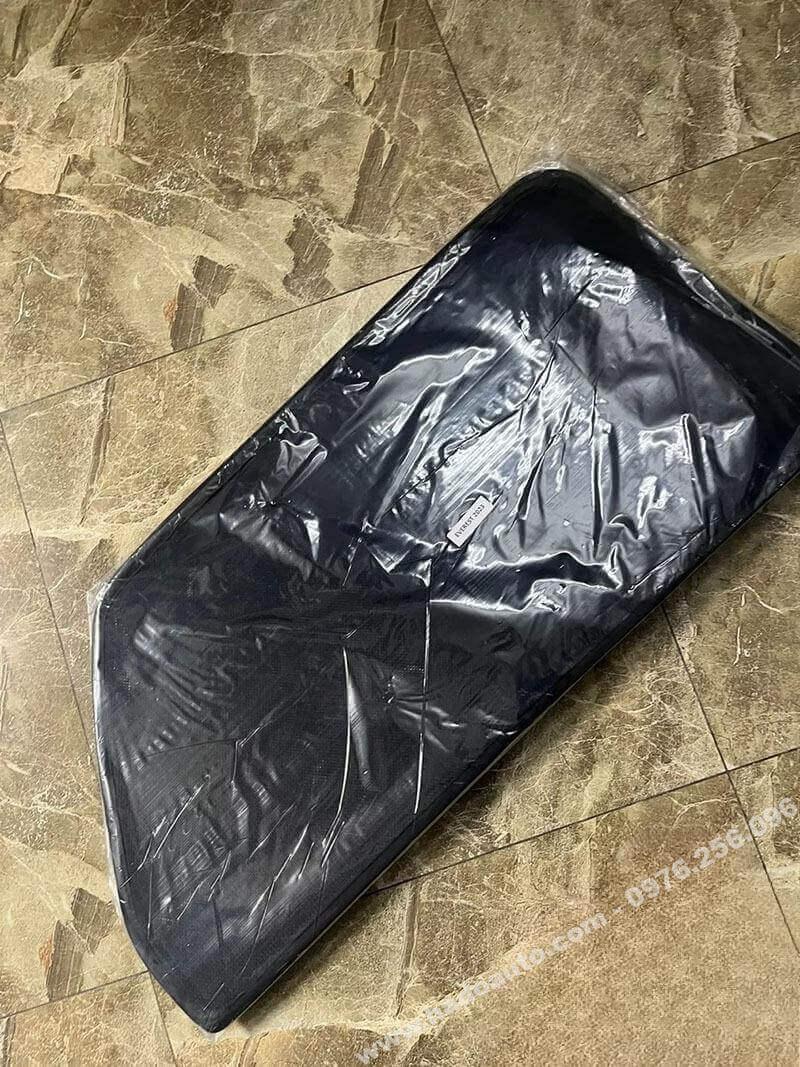 Bộ 4 tấm rèm che nắng Ford Everest 2023 2024 màu đen dạng lưới tổ ong cao cấp nhất