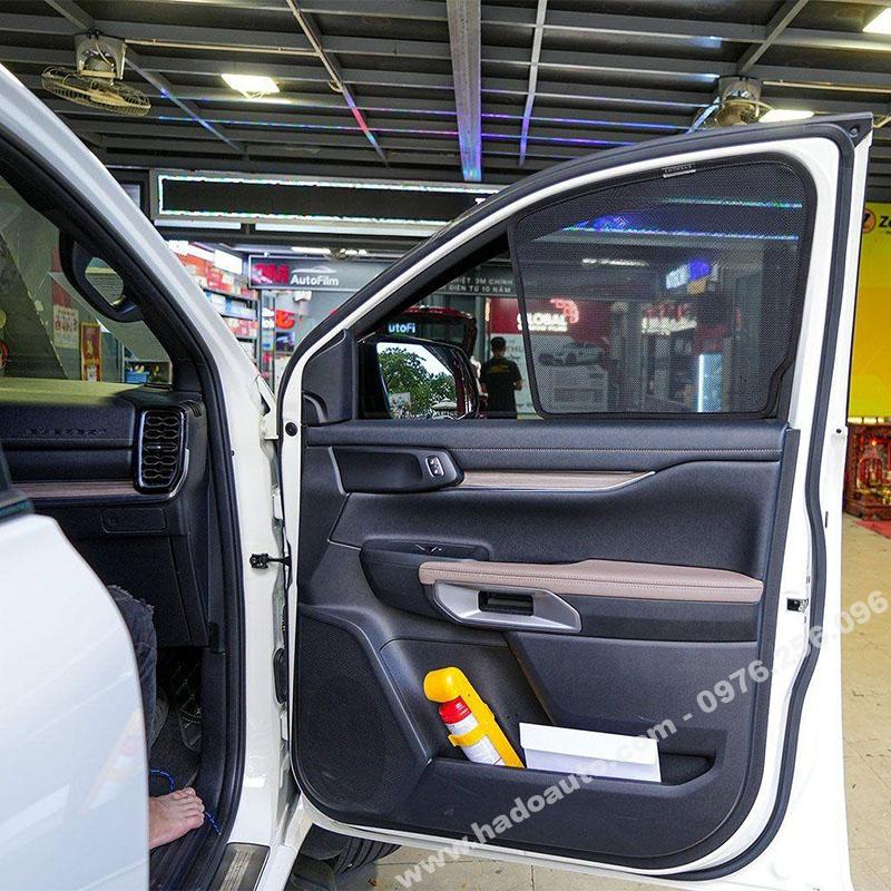 bo-4-tam-che-nang-xe-ford-everest-2023-2024-tranh-tia-uv Bộ 4 tấm rèm che nắng Ford Everest 2023 2024 tránh tia UV và nắng nóng có hại