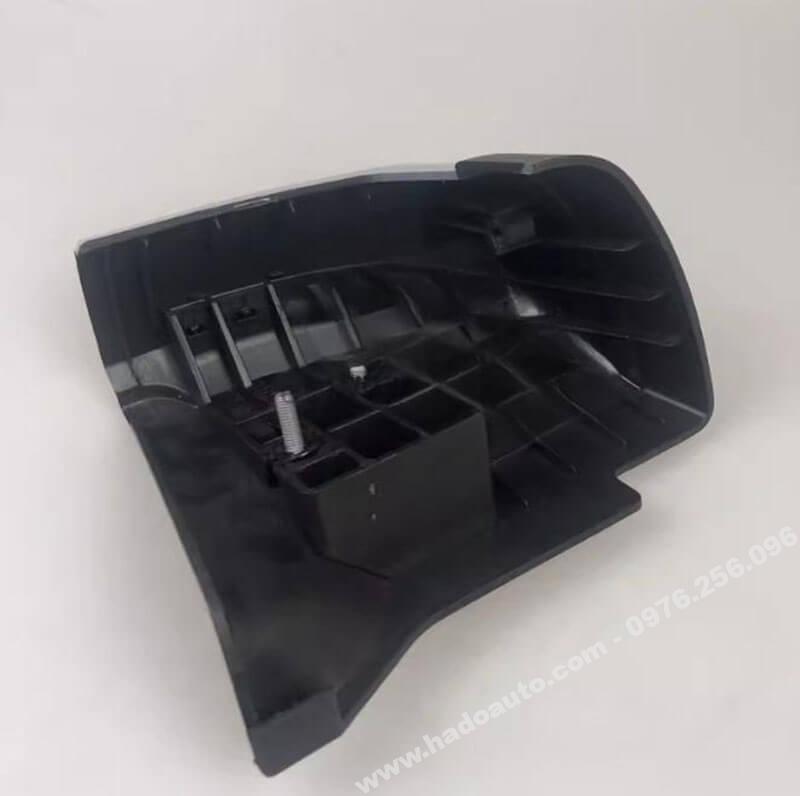 Ốp đầu bậc lên xuống Isuzu Dmax 2022 2023 2024 mặt trong sản phẩm