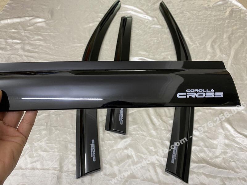 Vè mưa Toyota Cross Thái Lan siêu bền