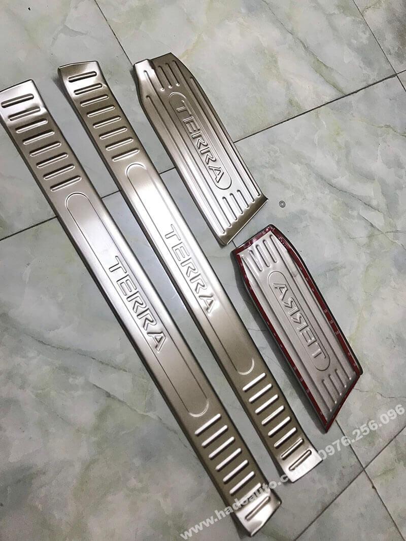 Bộ ốp bậc cửa xe Nissan Terra Inox 304 siêu bền