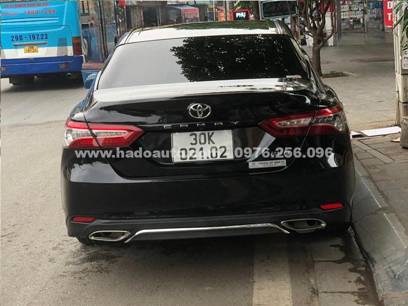 Lip pô Toyota Camry 2023 2024 chính hãng