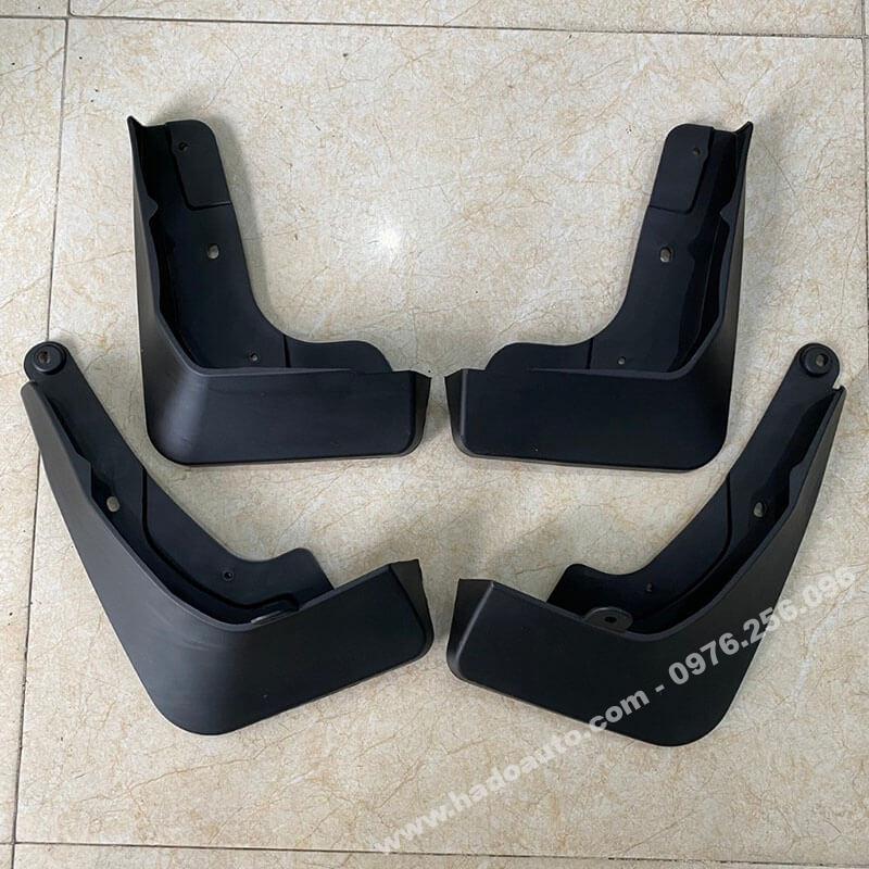 bo-4-chan-bun-banh-xe-yaris-cross-2024-2025