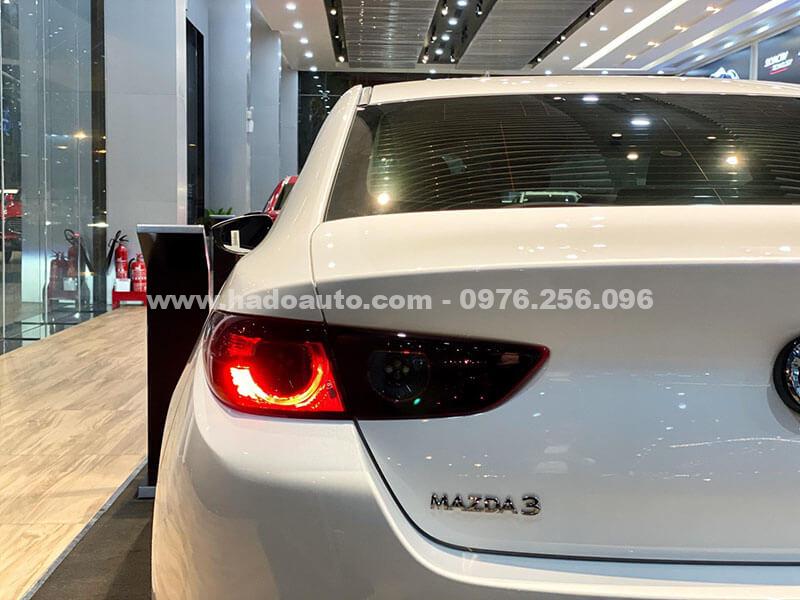 Logo chữ Mazda 3 mẫu mới