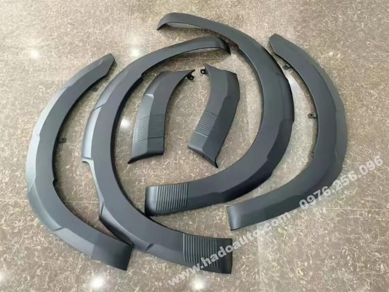 cua-lop-isuzu-dmax-2026